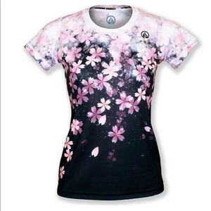 InkNBurn Women's Sakura Tech Shirt XL Never Worn!